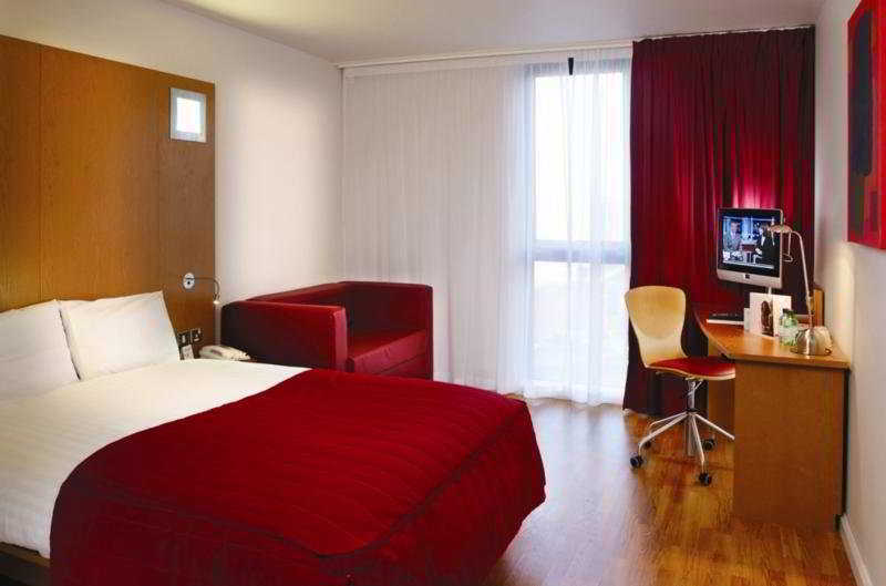 B&B Hotel Inverness Extérieur photo