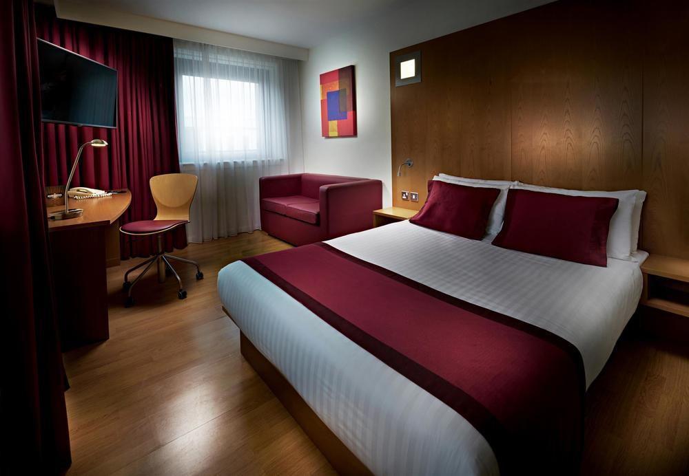B&B Hotel Inverness Extérieur photo